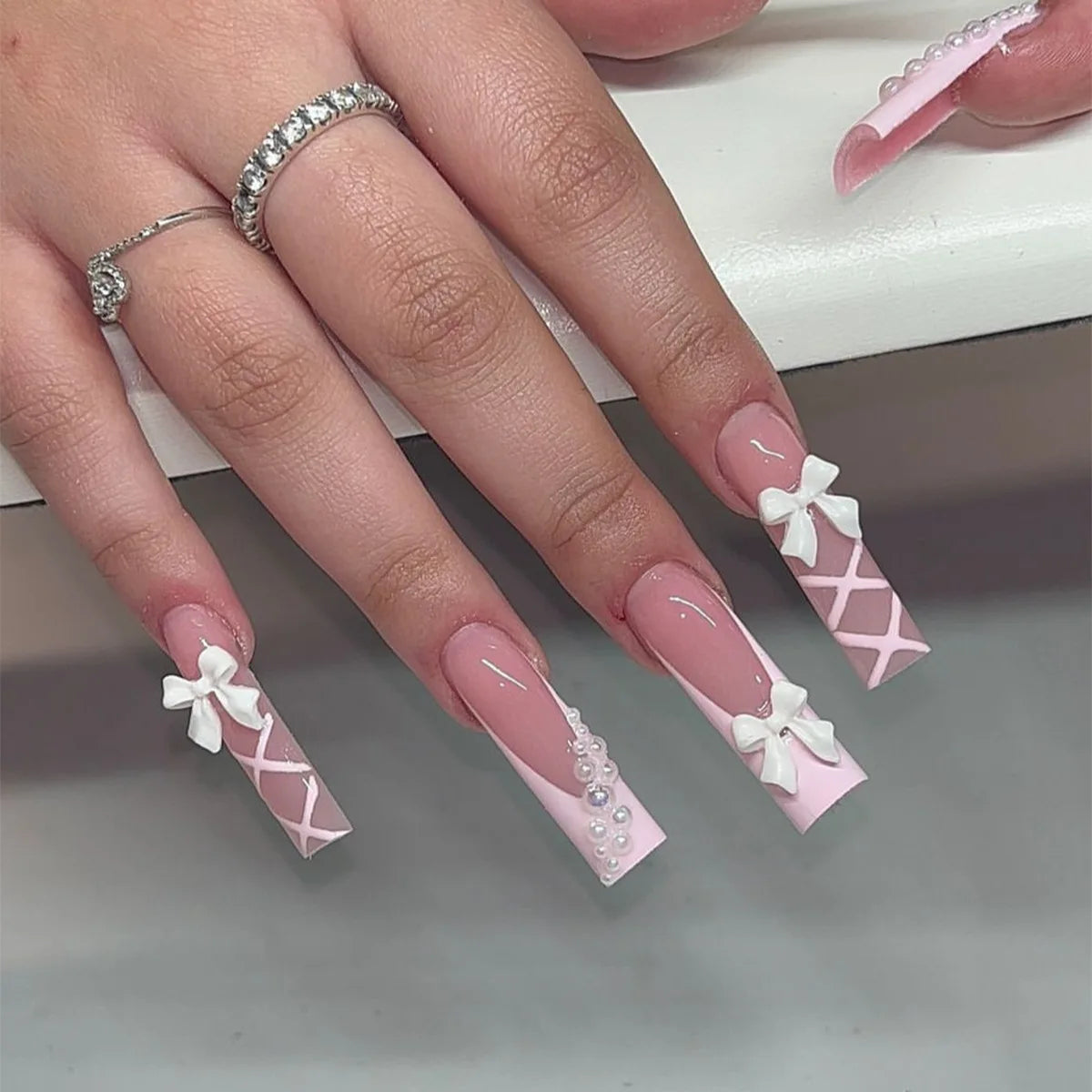 24 pièces faux ongles imprimé carré