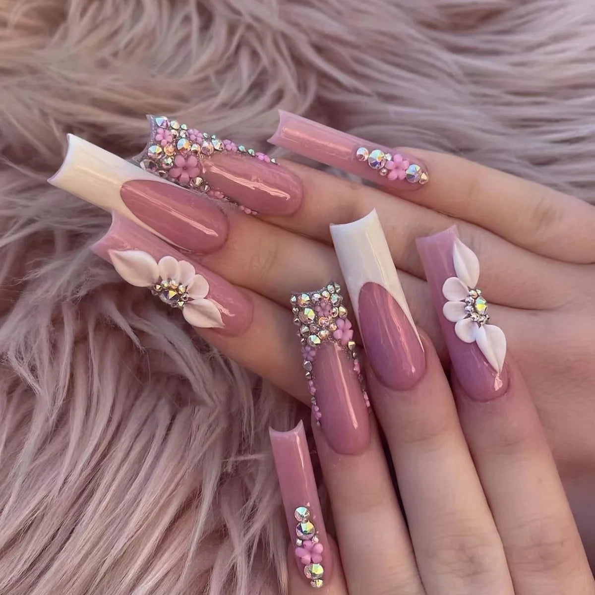 24 pièces faux ongles imprimé carré